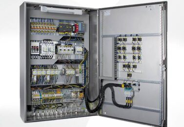 راهنمای خرید تجهیزات برق صنعتی برای کارخانه‌ها